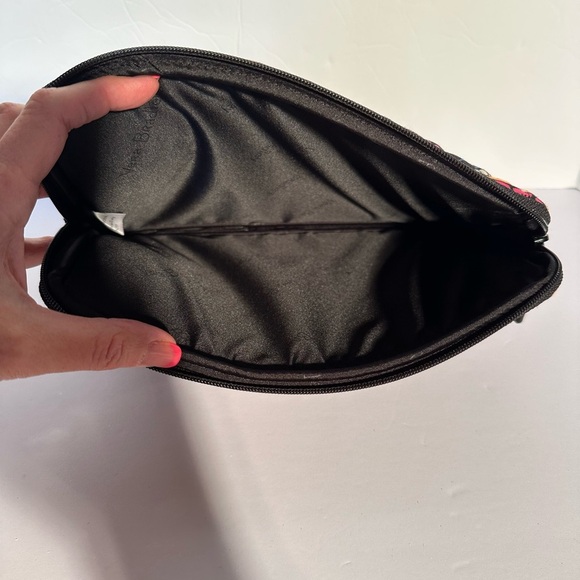 Vera Bradley Quilted Cotton Zip Laptop Tablet Sleeve Bandana Swirl 10” x 8.5” - Picture 5 of 9